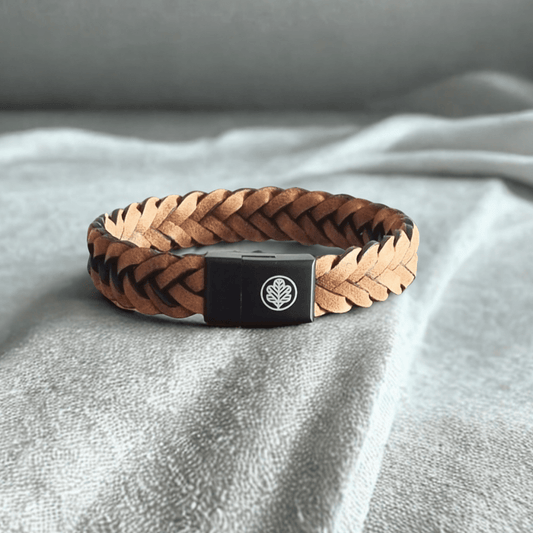 Forge Leather – Sand - Iron & Oak